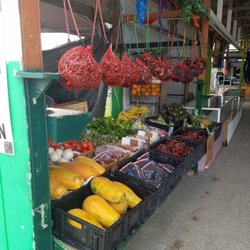 Fleamarket San Antonio - Fresh produce stand