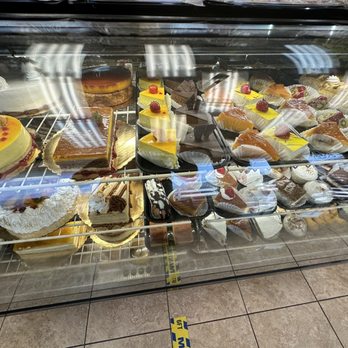 Reinicio Bakery - Desserts - Bakeries Near Me - Miami, Florida Reinicio Bakery - Desserts - Bakeries Near Me - Miami, Florida