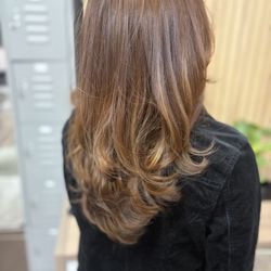 Blossom hair salon