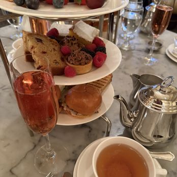 Gracie's - Tea for two and Prosecco - New American Near Me - Portland, Oregon