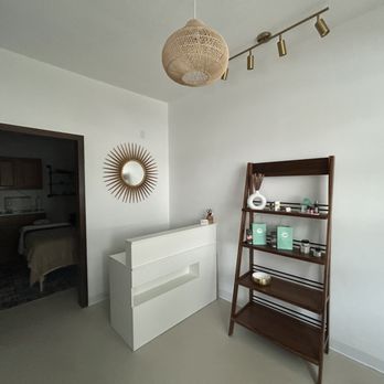 Coconut Wellness - Massage Near Me - Kailua, Hawaii