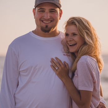Self-Obsessed Millennial Photography - The sweetest surprise engagement on Anna Maria Island. - Session Photography Near Me Self-Obsessed Millennial Photography - The sweetest surprise engagement on Anna Maria Island. - Session Photography Near Me