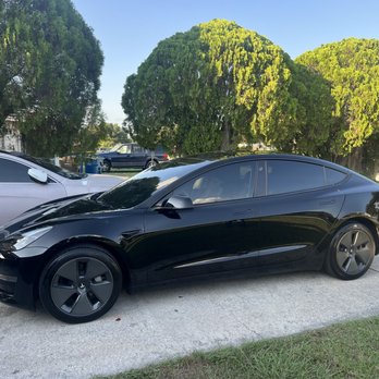 Florida Sounds and Tint - tesla model 3 2023 - Car Window Tinting Near Me