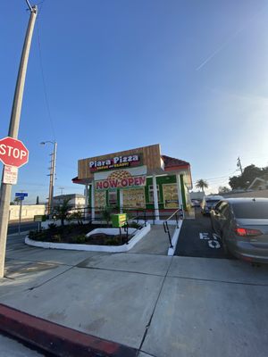 Piara Pizza – Normandie (Drive-Thru) by null