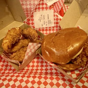 Small Cheval- Rosemont - Burgers Near Me - Rosemont, Illinois