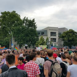 CSD Berlin - Different faces, different colors get together.