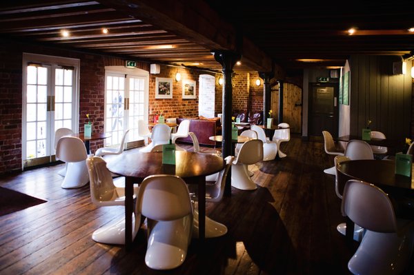 Artichoke Cafe Bar Bistro by null