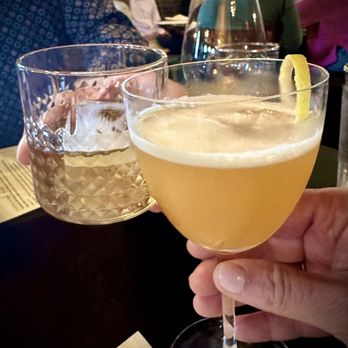 Niche Restaurant - Bourbon and The Brown Derby cocktail - New American Near Me - Geneva, Illinois