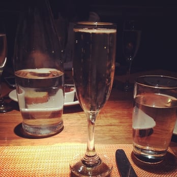 Harry's - Champagne during brunch - Steakhouses Near Me - Manhattan, New York