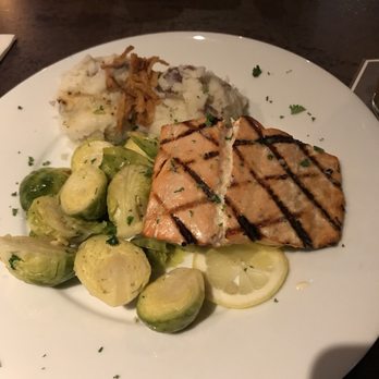 Elephant & Castle - British Near Me - Seattle, Washington