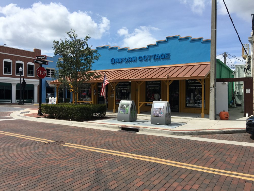 UNIFORM COTTAGE Updated August 2024 12 Photos 12 E Darlington Ave