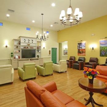 Visions Assisted Living of Apache Junction - TV in common meeting room and entertainment room - Assisted Living Facilities Near Me - Apache Junction, Arizona Visions Assisted Living of Apache Junction - TV in common meeting room and entertainment room - Assisted Living Facilities Near Me - Apache Junction, Arizona