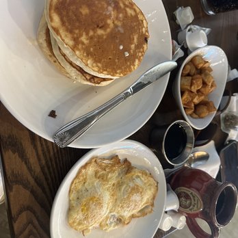 Another Broken Egg Cafe - Breakfast & Brunch Near Me - Bossier City, Louisiana