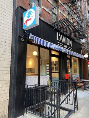 L'avion Café by null