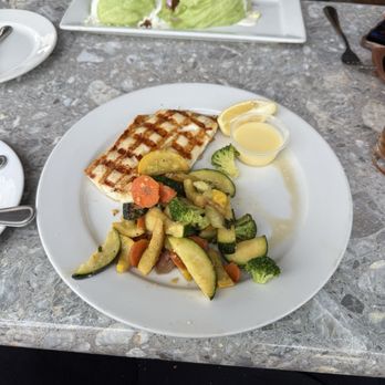 Tony P's Dockside Grill - Halibut - Sports Bars Near Me - Marina Del Rey, California