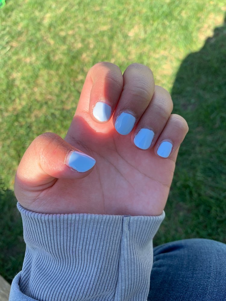 LAURIE’S SALON SPLENDOR 10 Reviews 955 Benjamin Franklin Hwy