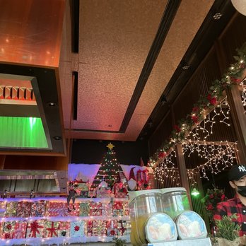 Winter Wonderland Honolulu - bar - Cocktail Bars Near Me - Honolulu, Hawaii Winter Wonderland Honolulu - bar - Cocktail Bars Near Me - Honolulu, Hawaii