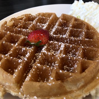 Sweet E's Cafe - Waffle ($7.95): good and fluffy, but you're going to need something else to eat if you don't want to leave hungry! - Cafes Near Me - Honolulu, Hawaii