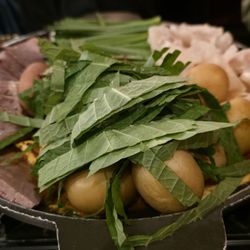 Daeho Kalbijjim & Beef Soup