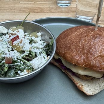 Urban Farmer - Blackened Chicken Sandwich with salad (harvest) - Steakhouses Near Me - Portland, Oregon Urban Farmer - Blackened Chicken Sandwich with salad (harvest) - Steakhouses Near Me - Portland, Oregon