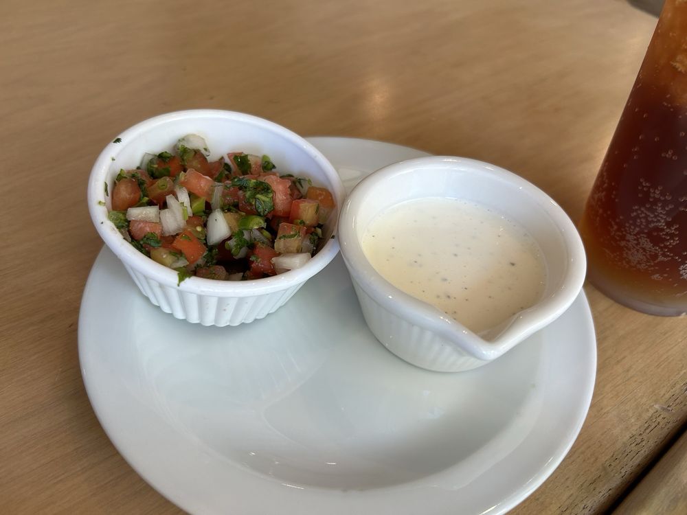 LITTLE ALEX’S - Updated September 2024 - 20 Reviews - 3987 State St ...