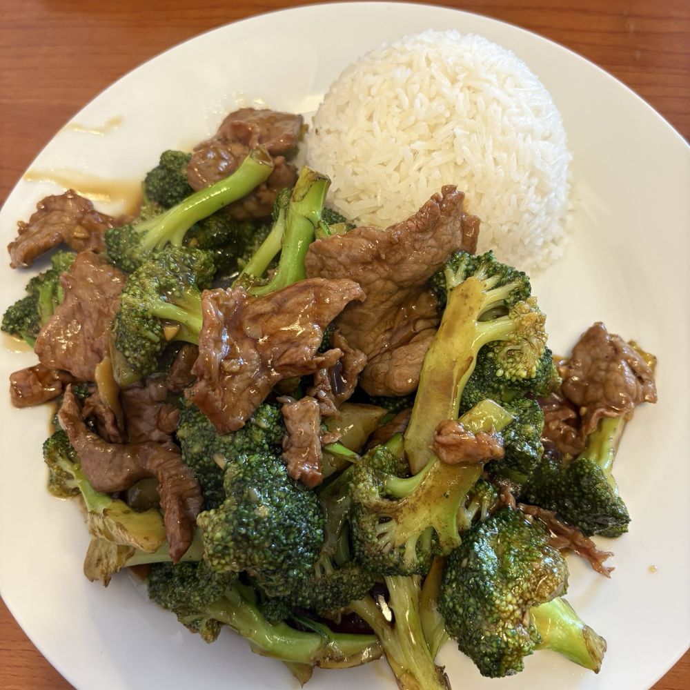 Noodle Thyme - Broccoli Beef lunch - Chinese Near Me - Kennewick, Washington Noodle Thyme - Broccoli Beef lunch - Chinese Near Me - Kennewick, Washington