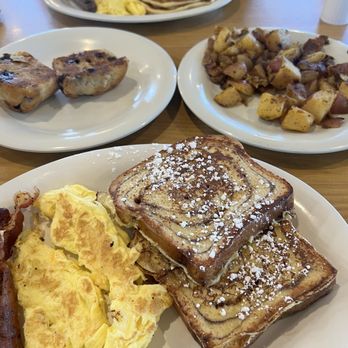 Eggs Up Grill - Cinnamon Swirl French Toast - Breakfast & Brunch Near Me - Greenville, South Carolina Eggs Up Grill - Cinnamon Swirl French Toast - Breakfast & Brunch Near Me - Greenville, South Carolina