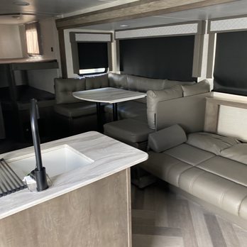 Tim's RV Rentals - Interior is beautiful and RV was sparkling clean! - RV Rental Near Me Tim's RV Rentals - Interior is beautiful and RV was sparkling clean! - RV Rental Near Me