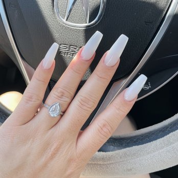 Cee Cee Nails - Nail Salons Near Me - Vista, California