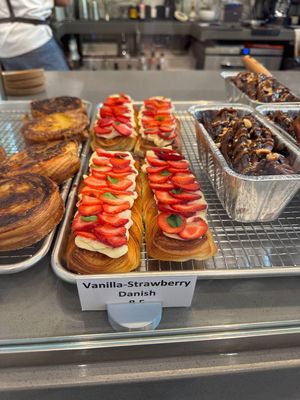 Abrah Bakery and Daily Bistro by null