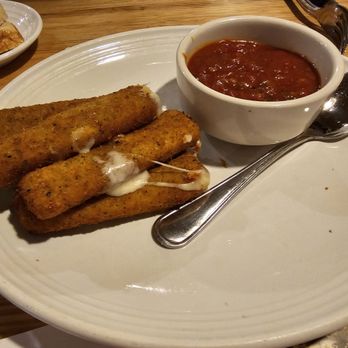 Carrabba's Italian Grill - Fried mozzarella sticks - Italian Near Me - Germantown, Maryland