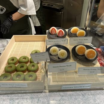 Matcha Ren - Matcha mochi fruit - Ice Cream & Frozen Yogurt Near Me - Costa Mesa, California