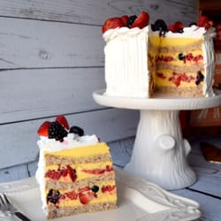 Summer breeze is refreshing cake, filed with Bourbon vanilla cream and fresh fruits (raspberries, blueberries and blackberries).