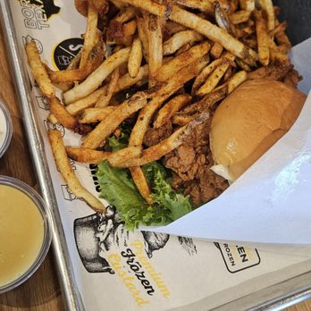 Super Chix - Chicken sandwich - Burgers Near Me - Vancouver, Washington