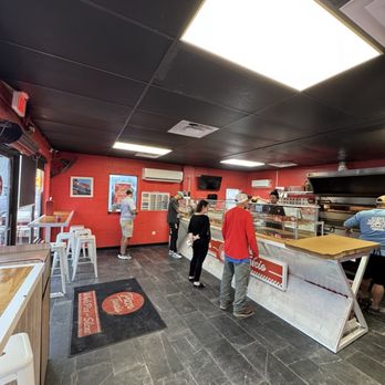 Pizza Tascio NKC - Counter - Pizza Near Me - North Kansas City, Missouri