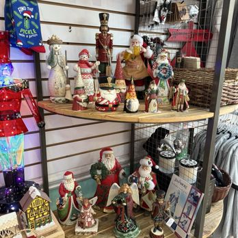 Hollerbach's Outfitters - Weihnachten goodies - Traditional Clothing Near Me - Sanford, Florida Hollerbach's Outfitters - Weihnachten goodies - Traditional Clothing Near Me - Sanford, Florida