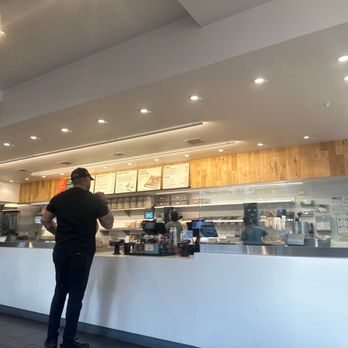 sweetgreen - Healthy Salads, Wraps, and Bowls - Inside - Salad Near Me - Alexandria, Virginia sweetgreen - Healthy Salads, Wraps, and Bowls - Inside - Salad Near Me - Alexandria, Virginia