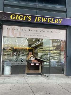 Gigi’s Jewelry by null