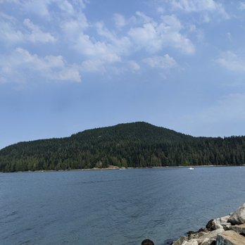 Barnet Marine Park - Parks Near Me - Burnaby, British Columbia