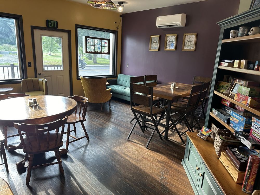 3 LAKES CAFE Updated October 2024 11 S Main St, Cassadaga, New York