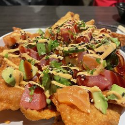 Poke Nachos