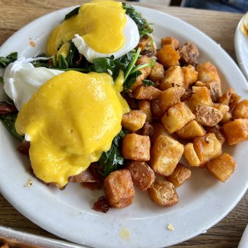 Fratelli Cafe - 5/8/2022 Green Eggs and Ben. Very good. ORDER IT! But my son found a piece of eggshell in it! - Coffee & Tea Near Me - Los Angeles, California Fratelli Cafe - 5/8/2022 Green Eggs and Ben. Very good. ORDER IT! But my son found a piece of eggshell in it! - Coffee & Tea Near Me - Los Angeles, California