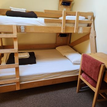 HI-Banff Alpine Centre - Bunk beds - Hotels Near Me - Banff, Alberta