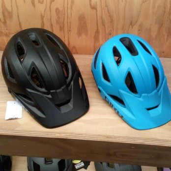 evo Seattle - Outdoor Gear Near Me - Seattle, Washington evo Seattle - Outdoor Gear Near Me - Seattle, Washington