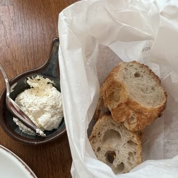 Pastis - French Near Me - Helsinki, 18