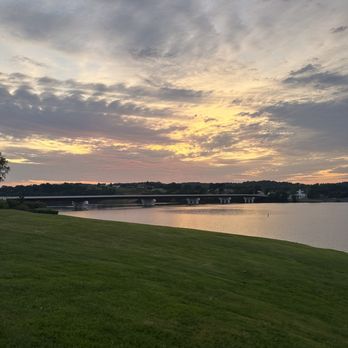 Angelos At the Point - View - American Near Me - Dandridge, Tennessee