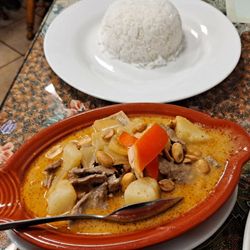 Pad Thai Cafe - Beef massaman curry