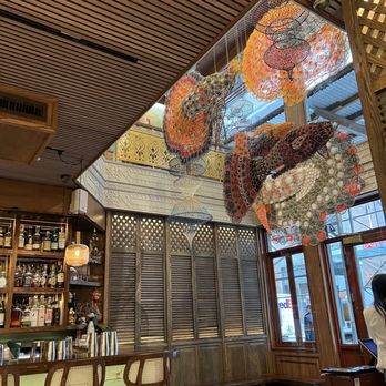 Mitr Thai - Interior - Thai Near Me - New York, New York