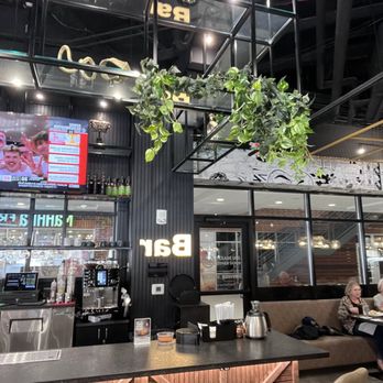 Eggspectation - Charlotte - Bar area - Breakfast & Brunch Near Me - Charlotte, North Carolina Eggspectation - Charlotte - Bar area - Breakfast & Brunch Near Me - Charlotte, North Carolina