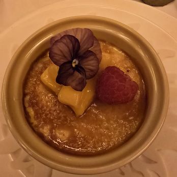 雅谷餐廳 - Glazed Mango Crème Brulee - French Near Me - Hong Kong, HK